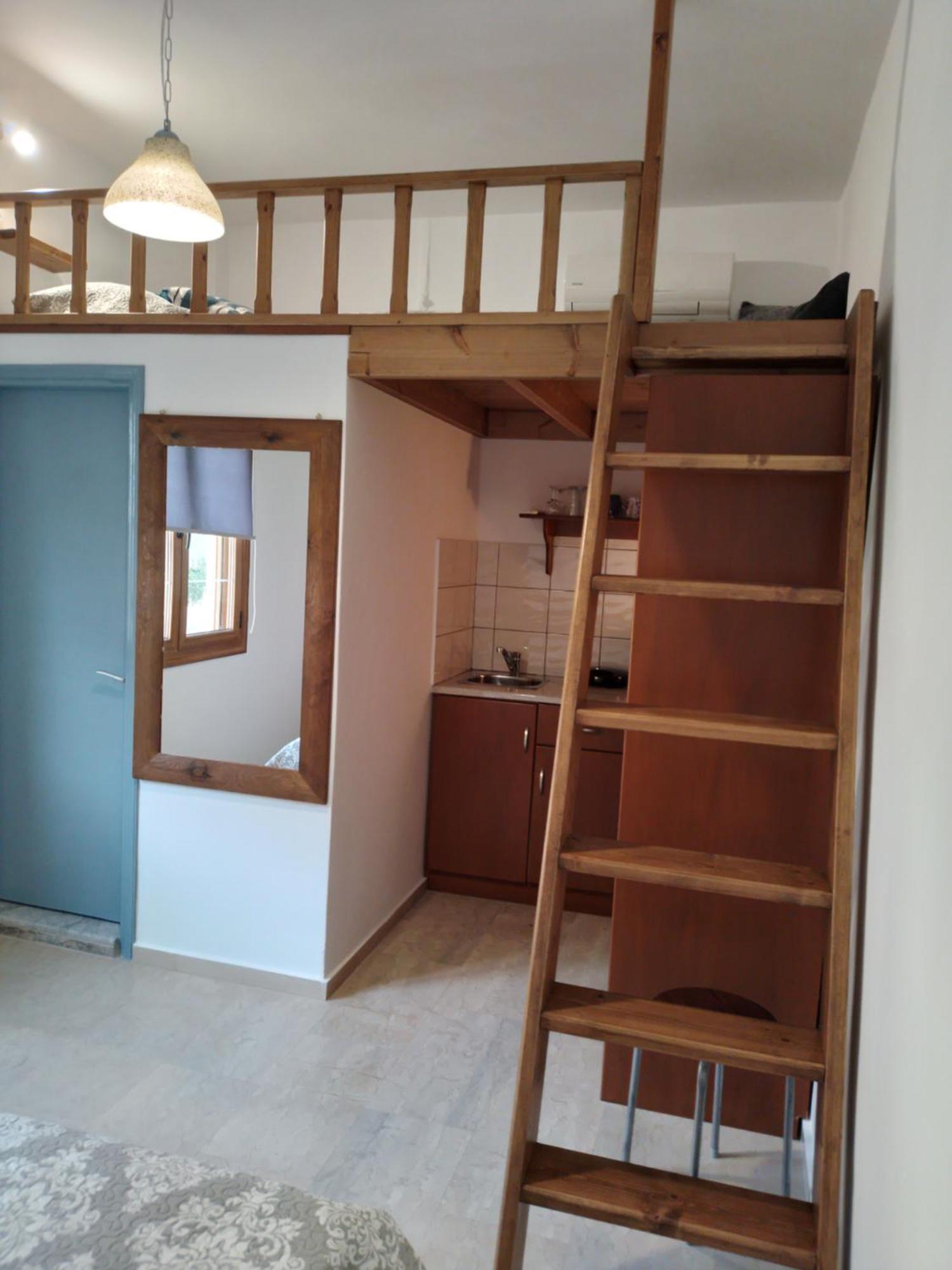 Manolakis Pizanias Apartment Emborios Luaran gambar